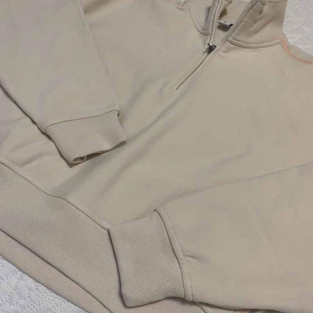 Athleta Forever Fleece 1/2 Zip High Hip Sweatshirt - Picture 10 of 10